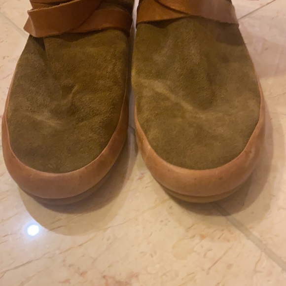 Isabel Marant Brown Suede Shearling-Lined Ankle Boots Size 40. - Picture 8 of 8